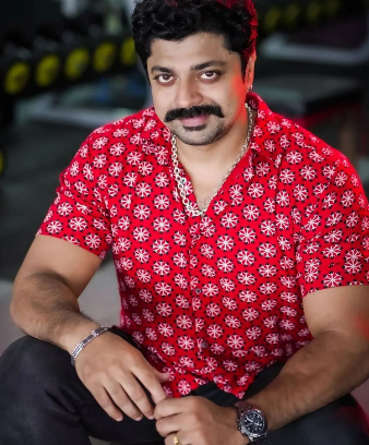 naveen arakkal 2